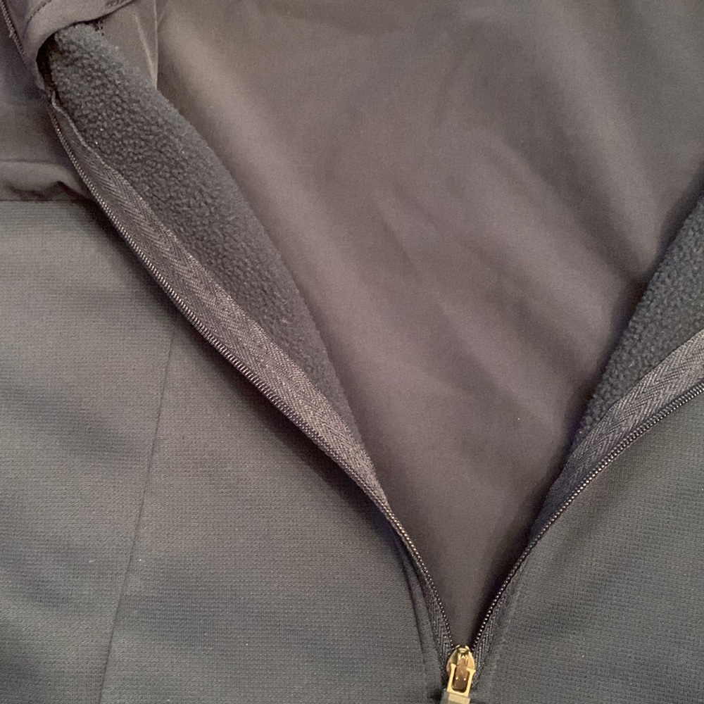 Under Armour Shell - image 6